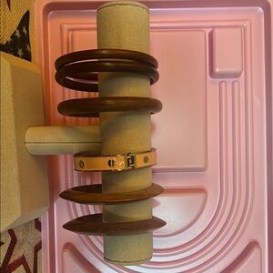 Wooden Bracelet Holder with Pink Tray